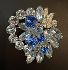Vintage Eisenberg Ice Blue Rhinestone Brooch Pin Signed
