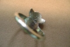 VINTAGE PRECO ANGLE BLACK ENAMEL HEART SIZE 5 SILVER TONE RING