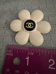 Rare Vintage Chanel 1996 Resin Camellia Daisy Brooch