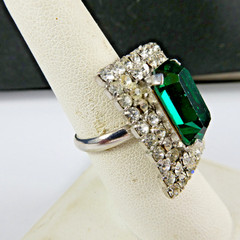 Vintage Rhinestone Ring Emerald Green Color Stone Square Shape Adjustable