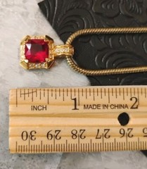 Vintage ROMAN 17″ Gold Tone Red Square Gem Snake Chain Pendant Necklace!
