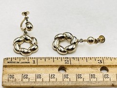 MARINO Heavy Twisted Rope Wreath Gold Tone Dangle Drop Clip on Earrings Vintage