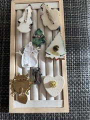 Vintage Christmas Brooch Lot 8pc Resin Metal Clay Snowman Tree Santa Heart 1990s