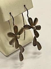 Vintage Signed KIM 925 Sterling Silver Flower Floral Daisy Earrings