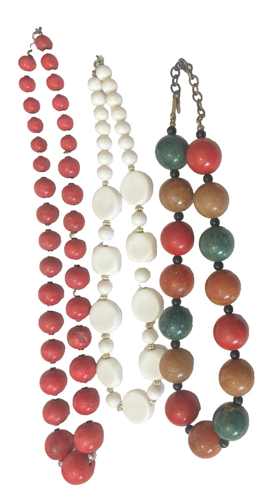 (3) PIECE VTG BOHO CHIC 1980’S RETRO BEADED & WOOD NECKLACES