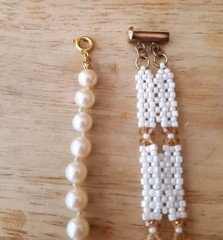Vintage Lot Of 2 Beaded Bracelets (Faux Pearl & Seed Bead)