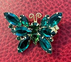 Gorgeous MCM Gold Tone Prong Set Butterfly Brooch Teal Navette&Round Rhinestones