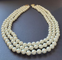 Vintage 3 Strand Faux Glass Pearl Necklace 18″ 8mm Knotted Gold Tone Slide Clasp