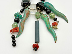 roxsann Red Coral Red Jasper Chalcedony Stone Black Beaded Necklace Vtg