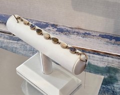 RETRO-VINTAGE Kenneth Cole Gold Tone & Semi-Precious Toggle Bracelet 7.5 in