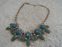 Goldtone Rhinestone Blue Bead Scoop Necklace (B36)