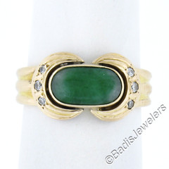 Vintage Petite 14K Yellow Gold Cabochon Green Jade & Diamond Grooved Band Ring
