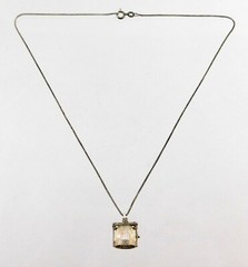 Sterling Silver Wishing Well Charm Pendant Necklace 925 18 Inches Chain 7.9g