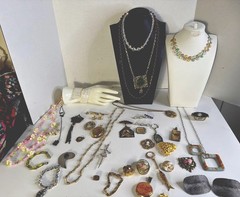 ANTIQUE ESTATE VICTORIAN JEWELRY LOT SOME WEARABLE 925 Czech GLASS Good To Fair
