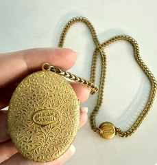 Unique Miriam Haskell Gold Tone Oval Locket Pendant Necklace Turquoise Signed