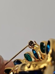 VTG Juliana Brooch & Clip on Earrings Green Blue Rhinestones Goldtone