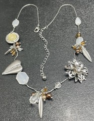 Vintage 17” Flower Crystal Rhinestones Brown & Yellow Beaded Chain Necklace