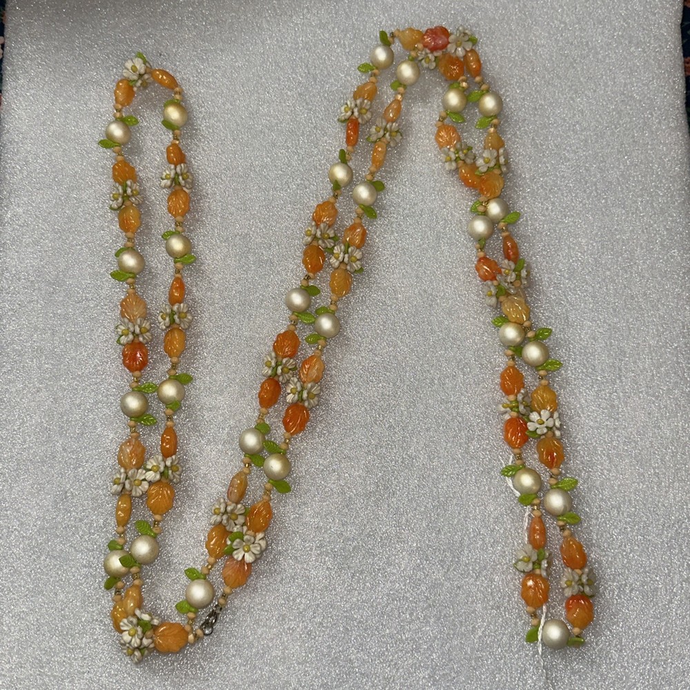 VTG Thermoset Plastic Lucite Necklace 36 In Tropical Flowers Leaves Orange White