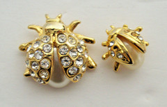 VTG Goldtone Ladybug Pin Set Faux Pearl Rhinestone Bug Lapel Pin Tie Tack