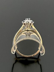 10k – 14k Gold Diamond & Sapphire Cluster Flower Ring Vintage 1980’s 2.1 grams
