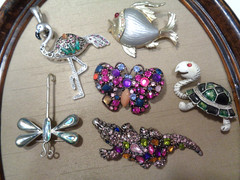 GORGEOUS RHINESTONE LARGE BROOCH LOT of 6 pcs. Alligator Butterfly Etc. VGC