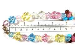 Vintage Pastel Faceted Acrylic Glass Berries Leaves Bead Necklace ~ 35 inches