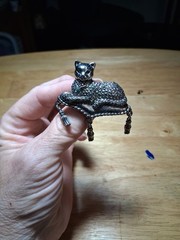 Vintage Signed Avon Silver Tone Marcasite Green Eyes Cat Brooch Pin