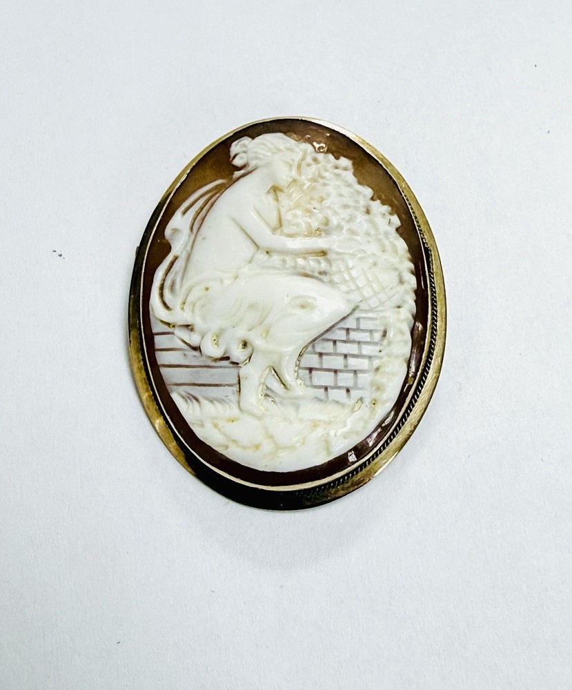 14K Gold 1.3 Inch Carved Edwardian Shell Cameo Brooch & Pendant
