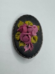 VINTAGE POLYMER CLAY FLOWER BROOCH, PINK ROSES OVAL BROOCH