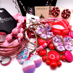 Pink Hue Estate Jewelry Bundle 1lb Mixed Fashion Jewelry Vintage Resale Lot