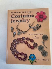 Pictorial Guide to Costume Jewelry Ariel Bloom HC