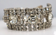 Vintage Rhinestone Bracelet w/ Multiple Rows of Rhinestones & Large Square Ones