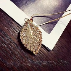 Alloy Metal Pendant With A Golden Necklace Perfectly Decorated