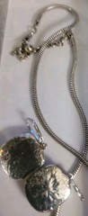 ONYX HAMMERED SILVER NECKLACE AND EARRINGS SET