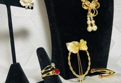 Vintage Jewelry Lot Signed Judy Lee Clip Earrings Necklace Rings Brooch Romantic