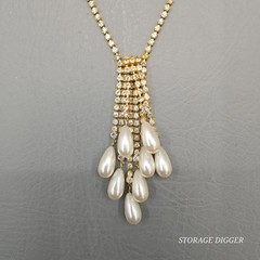 Vintage Clear Rhinestones and Faux Pearls Dangle Tassel Necklace & Bracelet Set