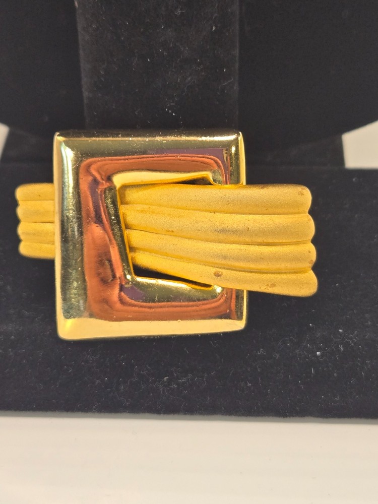 Vintage Venue USA Gold Tone Geometric Buckle Brooch Pin Modernist Statement