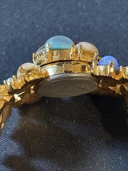 SPATS VINTAGE PEEKABOO LADIES WATCH GOLD TONE WITH STONES LIGHT COLORS WORKS!