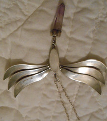 925 Sterling Silver bird Wings Bug Onyx & Amethyst Prism Brooch Pin on 18″ chain