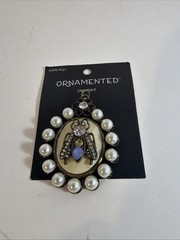 Vintage Pendant fly rhinestone faux pearls New