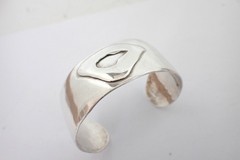Vintage Modernist Sterling Silver Cuff Bracelet Abstract Bear Design Signed 30 G