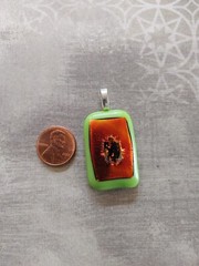 Vintage pendant artisan art glass 3D fiery precious metal foil boro silica green
