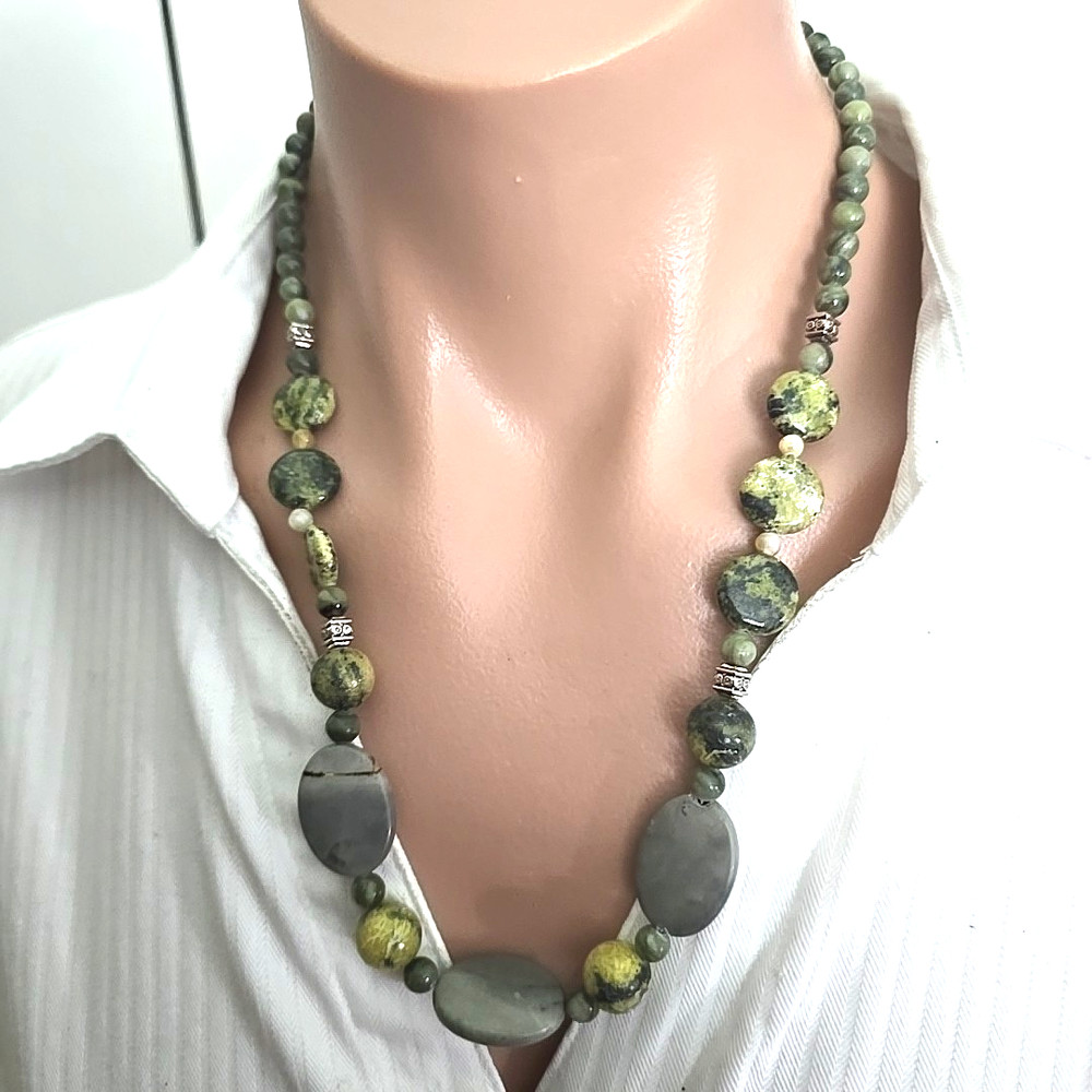 Vintage Gray Jasper Green Serpentine Stone Beads Hand Crafted Necklace 20″L