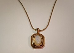 Vintage Avon FieryGlowNecklace-Oval Iridescent Faux Opal Geometric Pendant 1980s