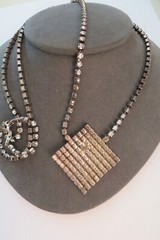 Vintage Long Rhinestone Pendant Necklace 33.5″ Silver Tone Prong Set Glamorous