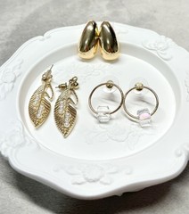 Vintage gold tone pierced earrings bundle – feathers – hoops