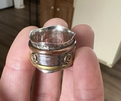 vintage triple tone sterling silver 925 spinner band ring. Size 8