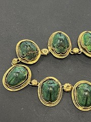 VICTORIAN EGYPTIAN REVIVAL SCARAB BEETLE NECKLACE – GILDED SILVER – 22″ L