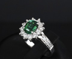 Vintage 1.19ct Chrome Green Tourmaline & 0.73ct Diamond Platinum Ring, Size 5.5