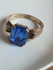 Vintage Art Deco UNCAS Faceted Blue Glass Rhinestone Gold Filled Ring sz 6.25